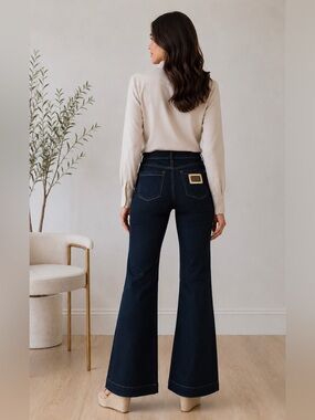 VO Virgin Only Women's Dark Indigo Boot-Cut Jeans Size 7